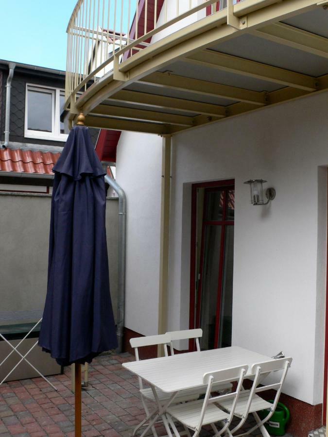 Haus Am Strom 50 Apartamento Rostock Exterior foto